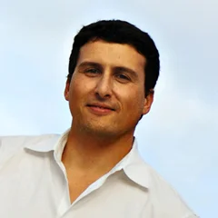 Assistly CEO, Alex Bard