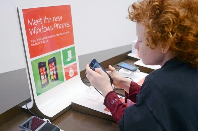 Investigation of the Windows Phone at the Microsoft Store at Tysons Corner