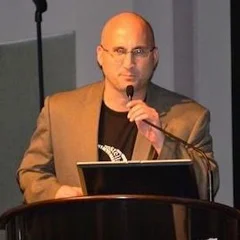 Jonathon Perrelli