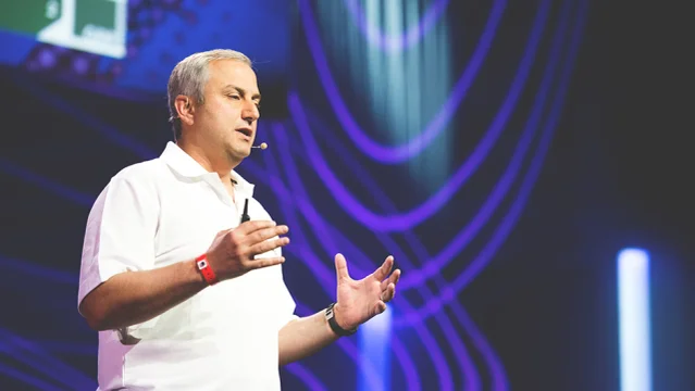 At PreMoney Miami, Mark Suster Meerkats His Presentation on the State of VC Funding
