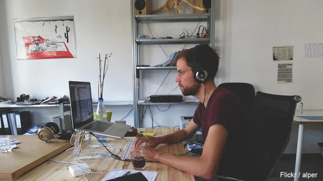 13 Popular Programming Courses Sorted by Cost and Workload