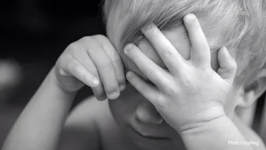 Vanity Fair Dating Story - Tinder Had a Dramatic Twitter Meltdown Last Night
