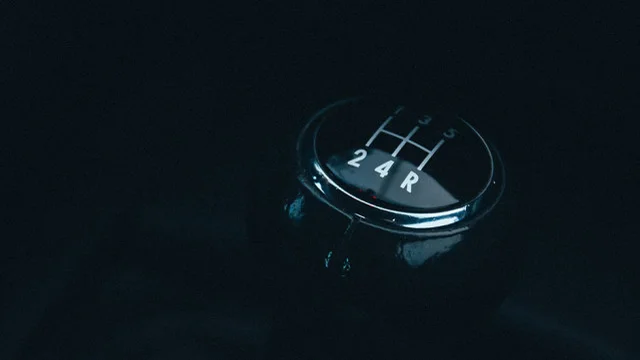 Top 7 Challenges Connected Car Companies Face
