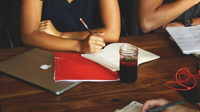 What Amazon&rsquo;s Employee Feedback System Can Teach Us About Employee Engagement