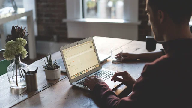 How to Work Efficiently in Coworking Spaces