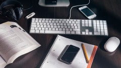 8 Affordable Apps That Help Build Your Business