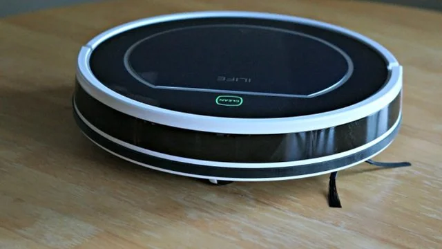 iLife V7 Robot Vacuum