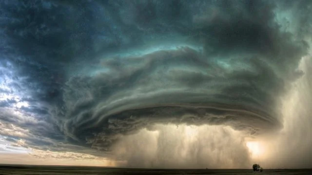 weather station needed for detecting supercells like this one!