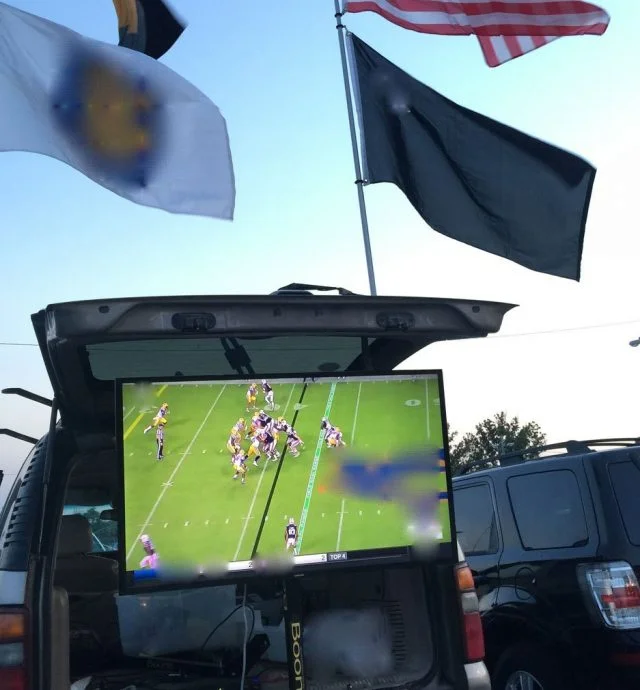 Hitch Outdoor TV Mount