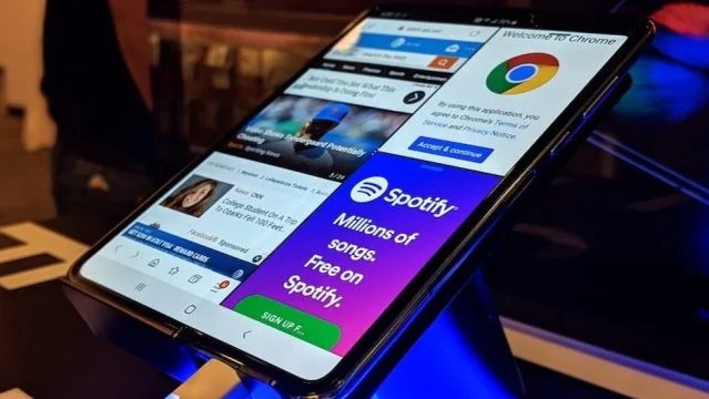 Samsung Galaxy Fold Unfold