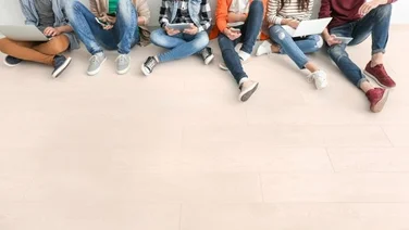 Gen Z and online JOMO