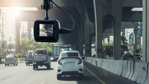 Best dash cam for truckers