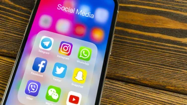 Social Media Mobile