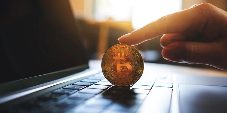 Bitcoin on Laptop