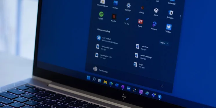 Windows 11 Laptop