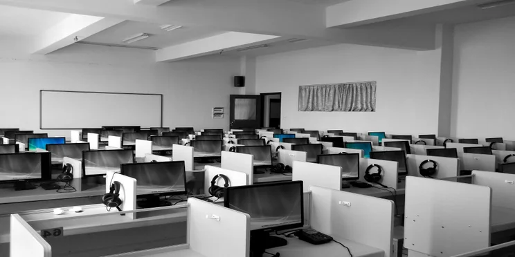 Empty office due to layoffs