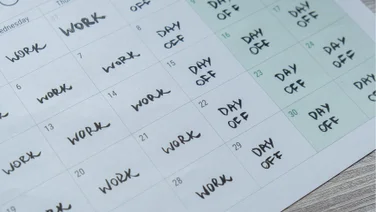 4-day week calendar