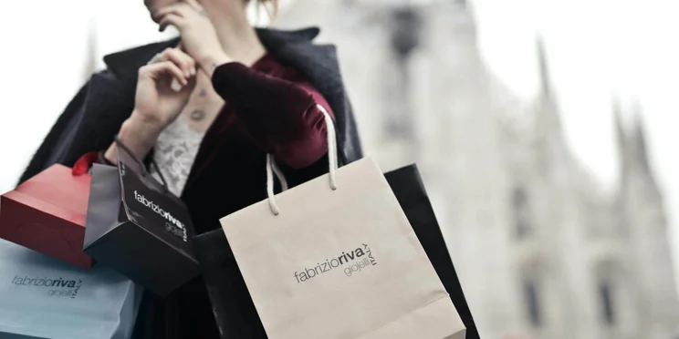Retail shopping bags