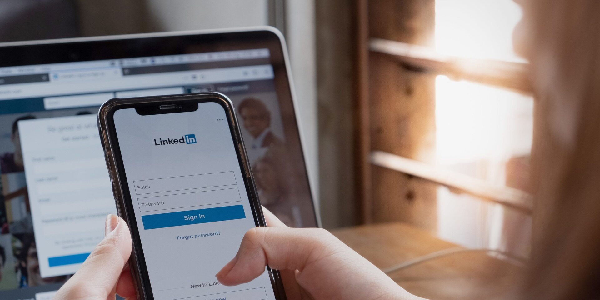 9 Ways to Make Your LinkedIn Profile Stand Out to Employers