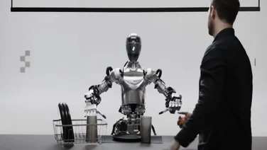 figure 01 robot doing tasks