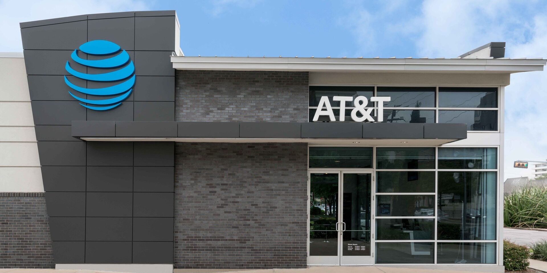 AT&T Offers All Customers Free Security Bundle After Data Breach