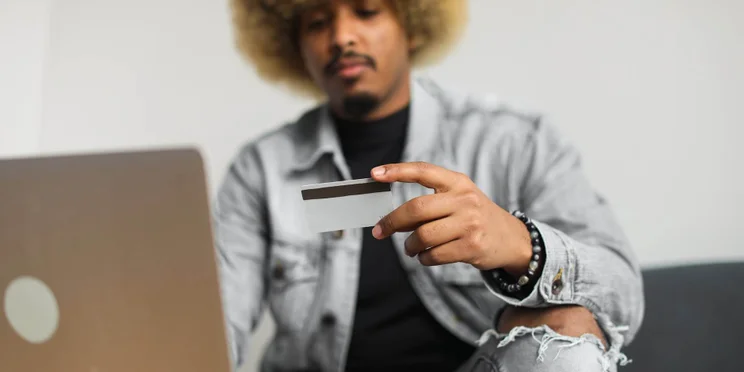 Guy buying tickets online
