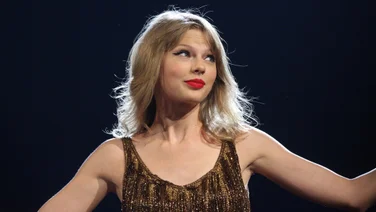 Taylor Swift on stage