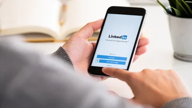 LinkedIn user logging in