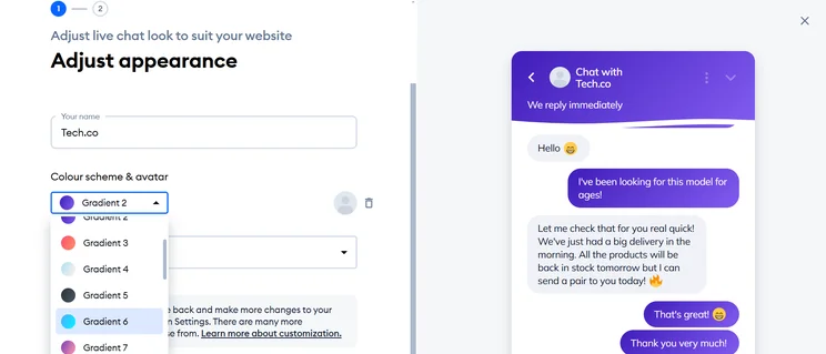 Tidio let me edit the color of my chatbot using a drop-down-menu