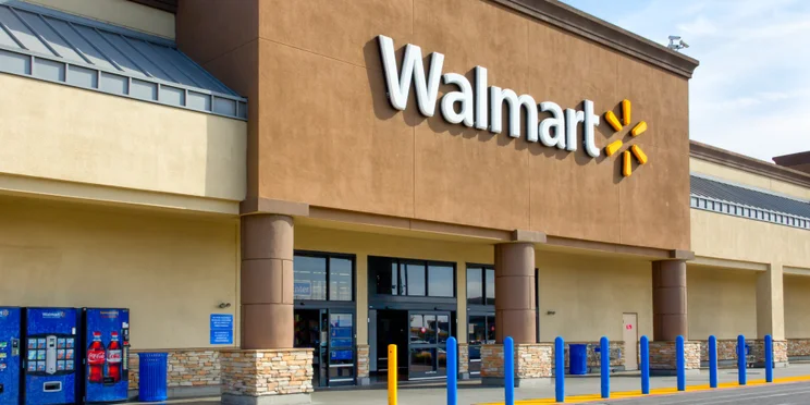 Outside Walmart superstore in day